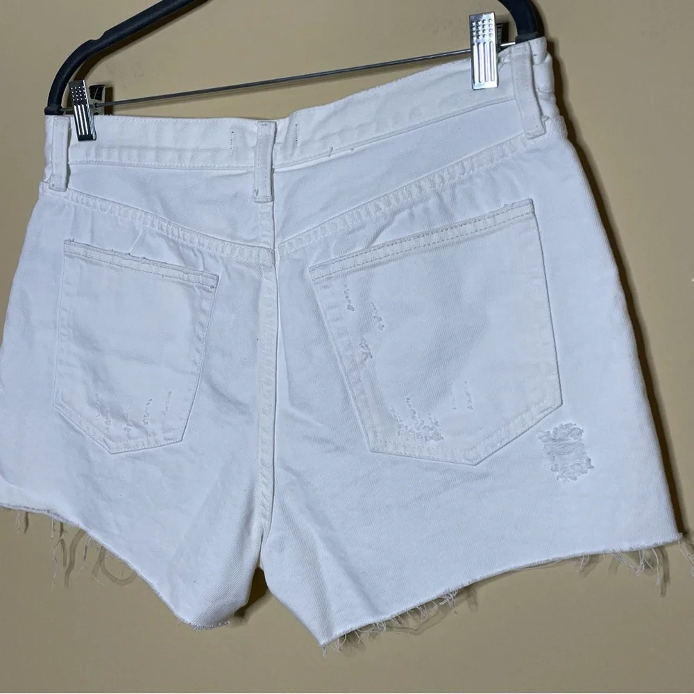 Free People Sofia Distressed High Rise Denim Shorts Size 31 NEW